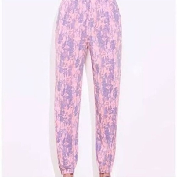 NWT Sundry by Anthropologie python high waisted pant. Size 4 (xl) Retails $138. - Picture 1 of 5